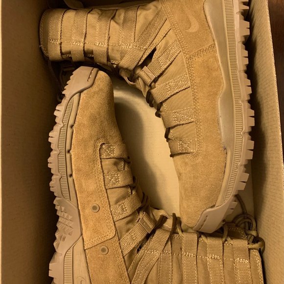 nike gen 2 coyote brown boots